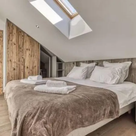 A Stunning Duplex Flat Near The Grands Montets *