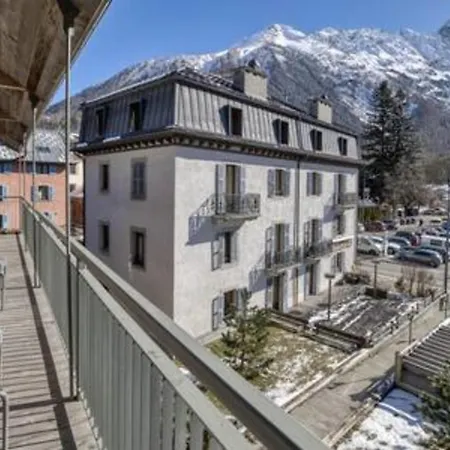 A Stunning Duplex Flat Near The Grands Montets *